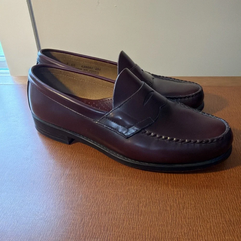 Bass Weejuns Penny Loafers Mens 9 EE Burgundy Leather Made USA Slip On Classic